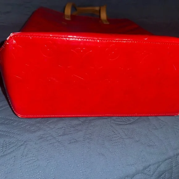 Louis Vuitton Red Vernis leather shoppers Tote Bag - Picture 2 of 10